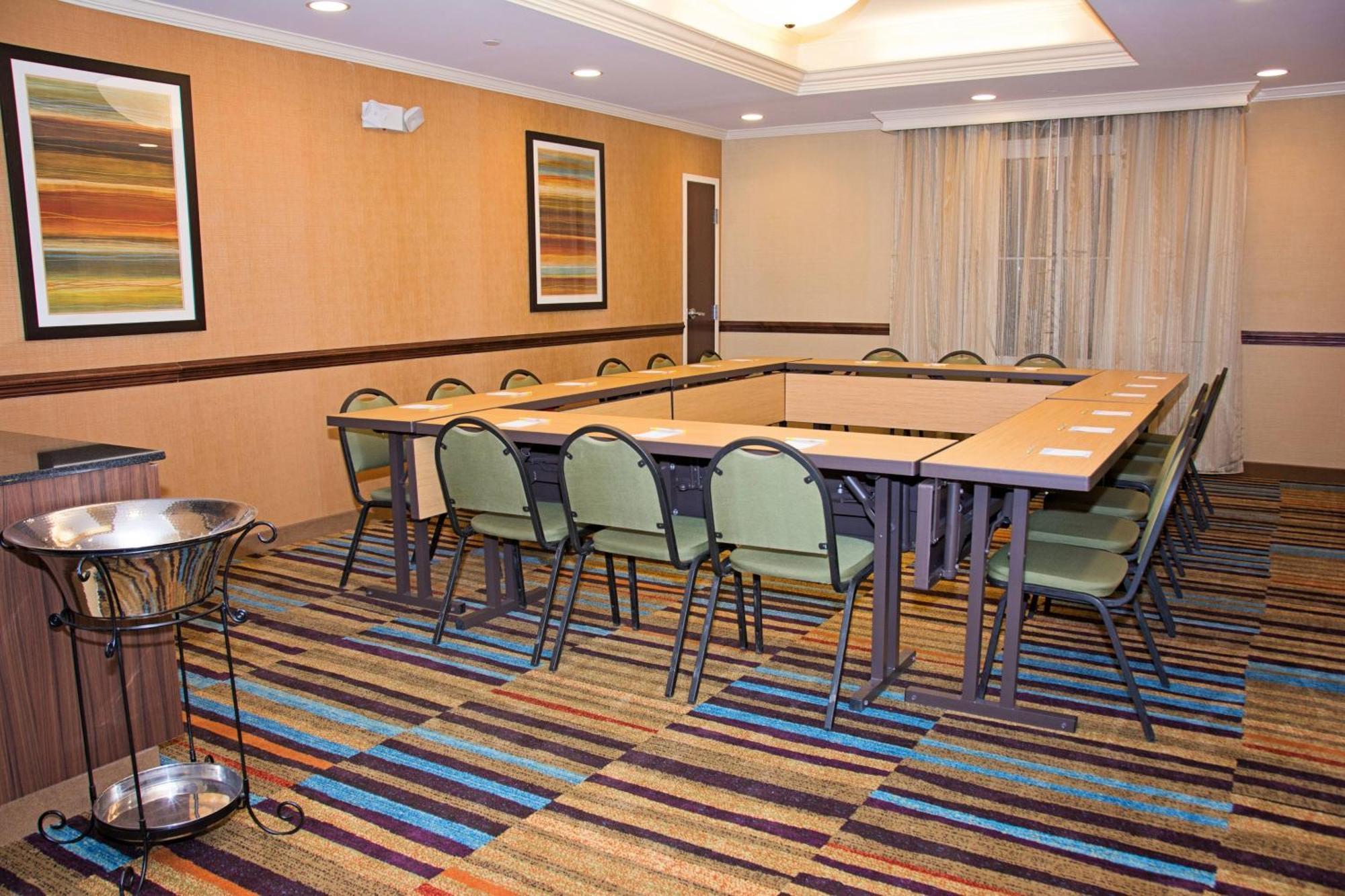 Fairfield Inn & Suites Butler Extérieur photo