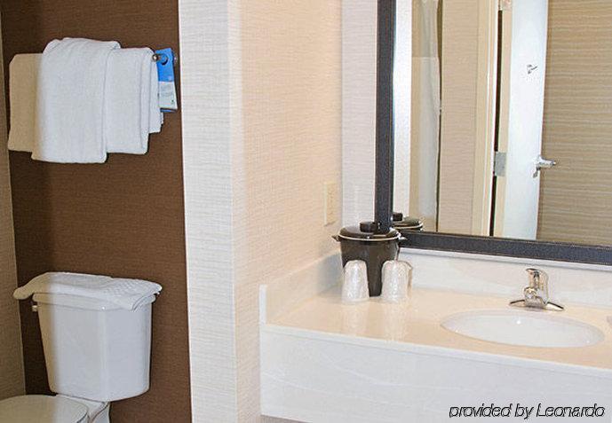 Fairfield Inn & Suites Butler Extérieur photo