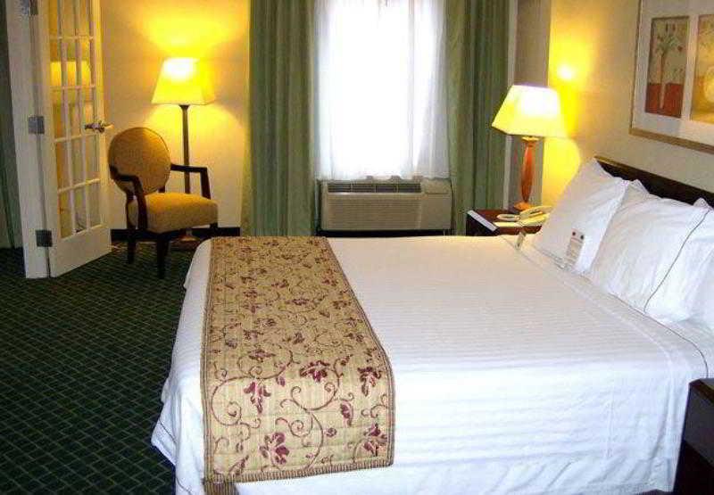 Fairfield Inn & Suites Butler Chambre photo